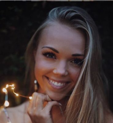 Claire Hogle Biography And Many More - MediaRay